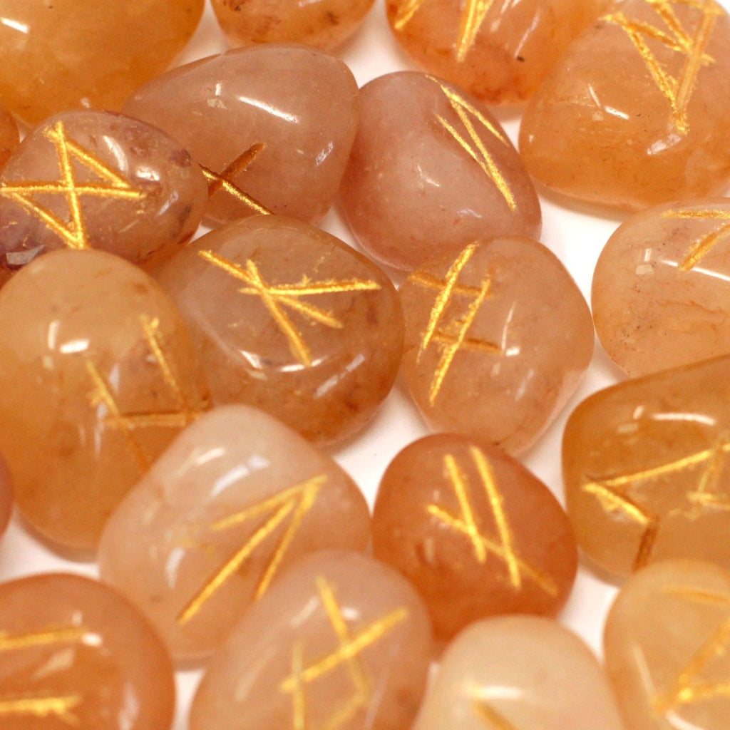 Set Rune in Pietra con Sacchetto - Avventurina Gialla