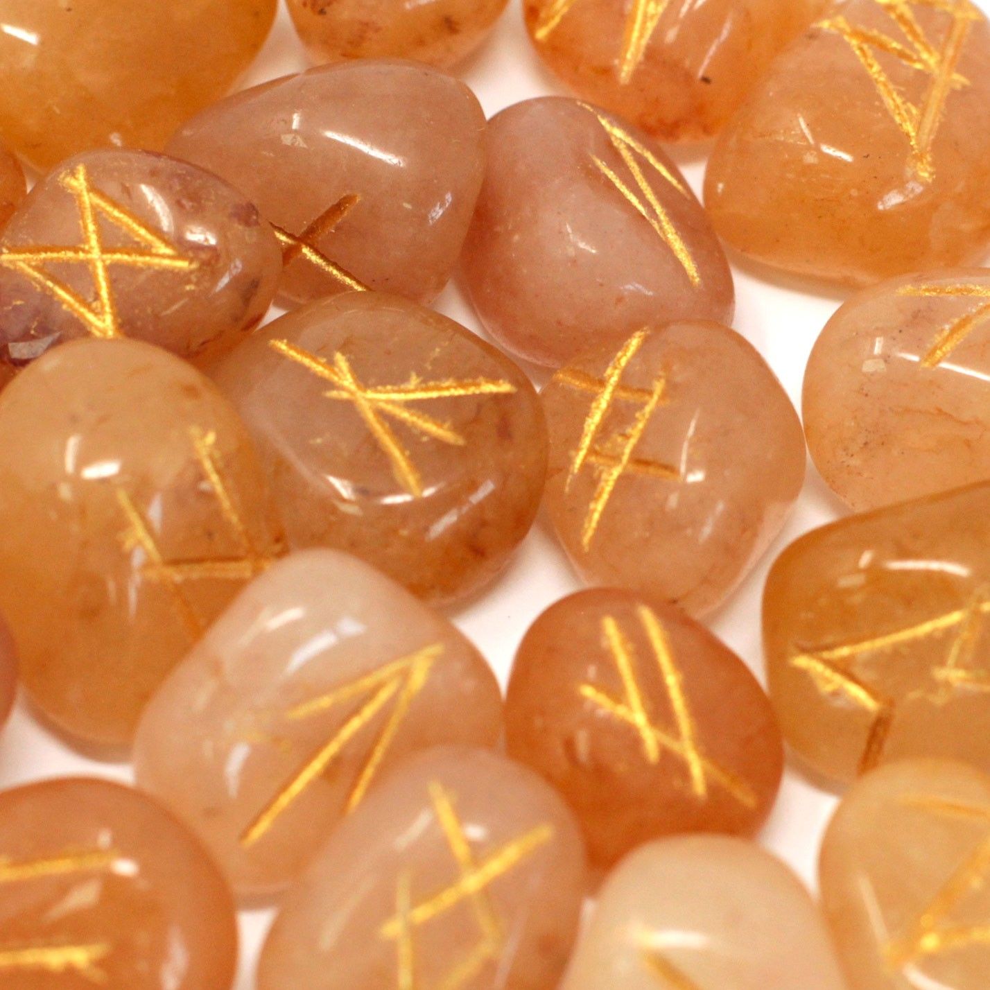Set Rune in Pietra con Sacchetto - Avventurina Gialla