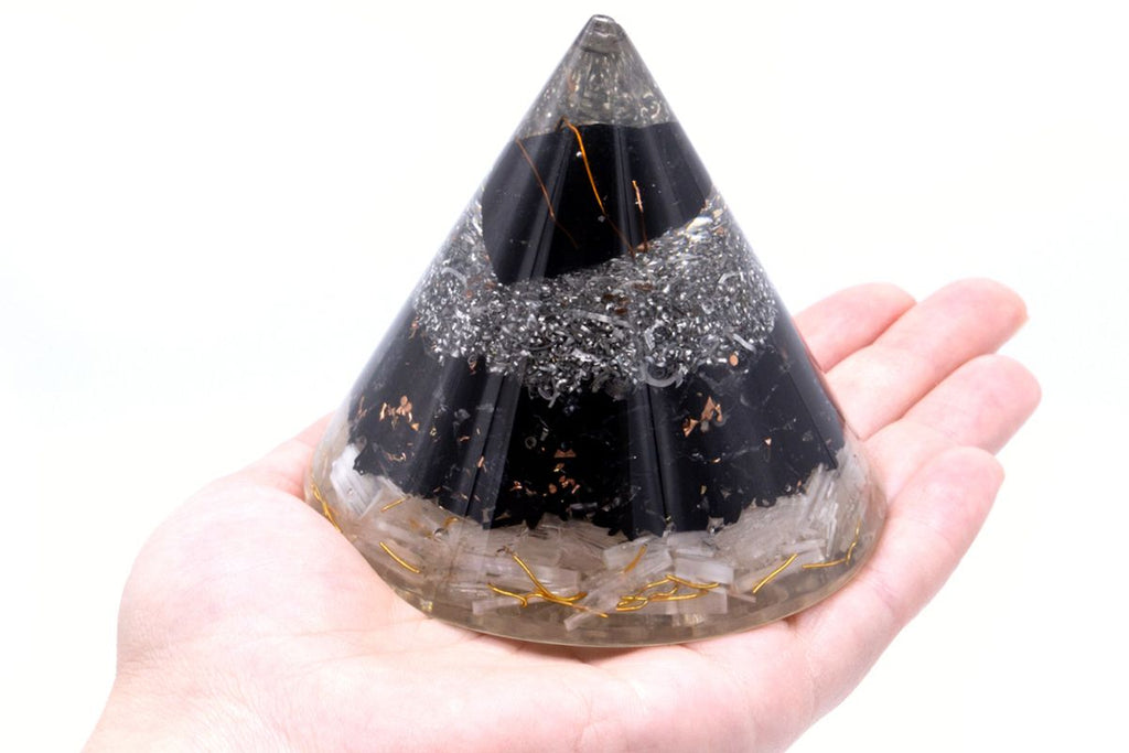 Cono Orgonite Rame, Selenite e Tormalina Nera - 90mm
