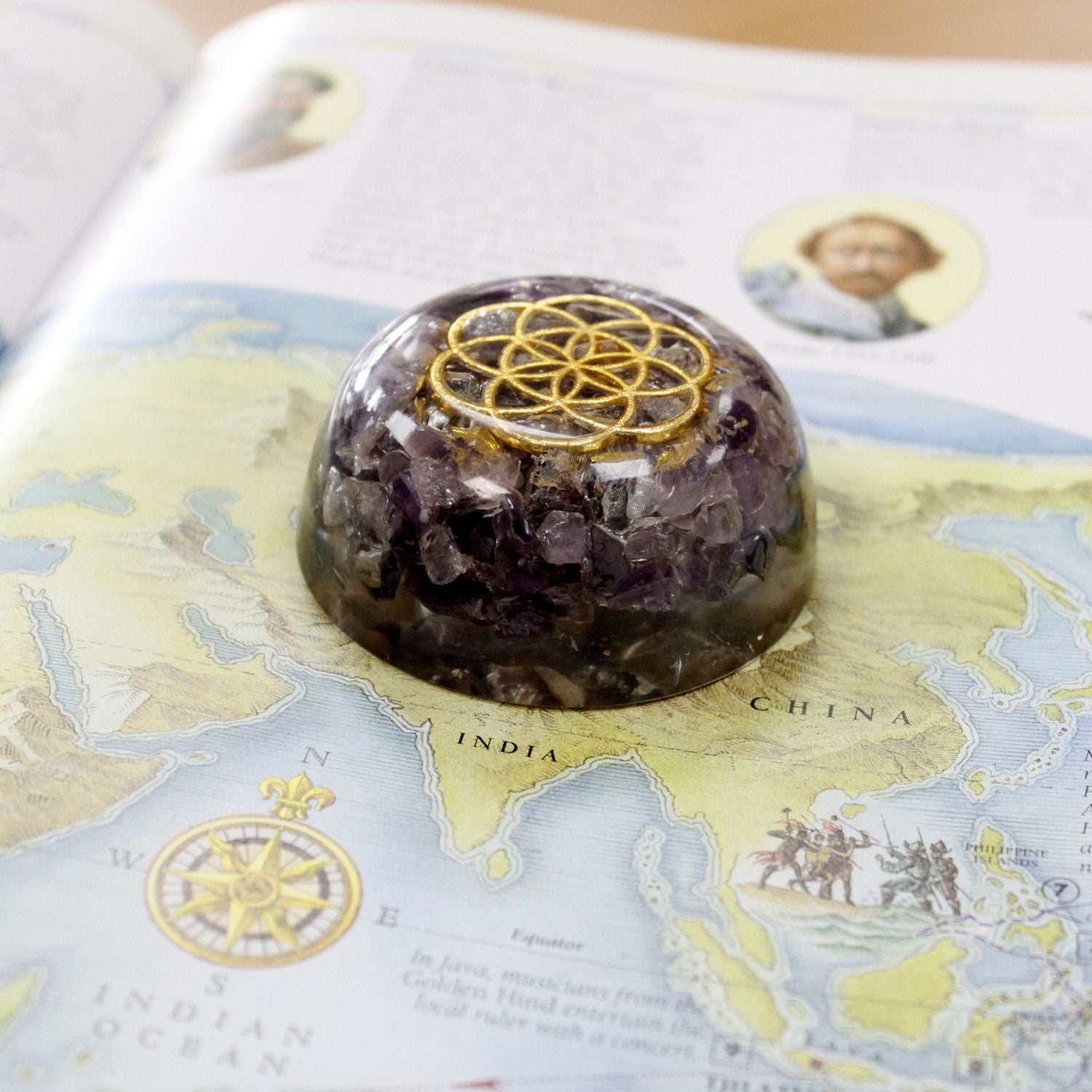Confezione Orgonite da Scrivania - Cupola Ametista