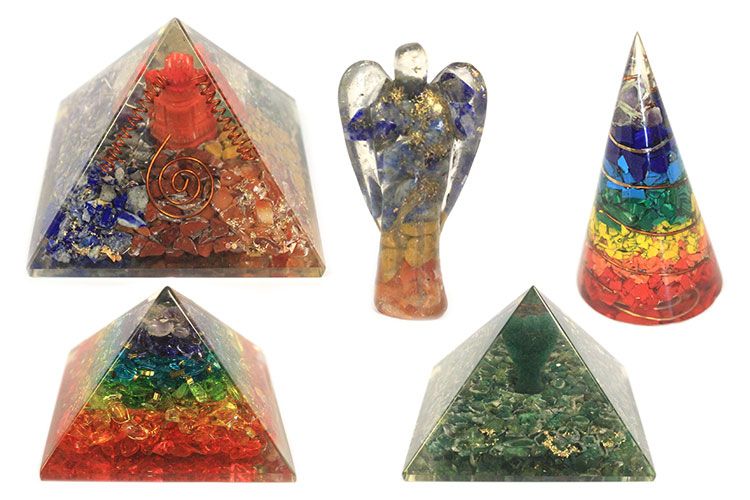 Piramide Orgonite Turchese e Tormalina Nera 70mm