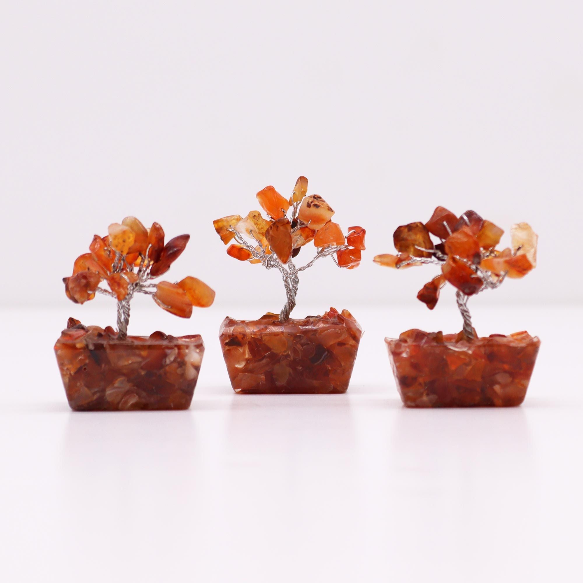 Alberello di Gemme in Orgonite con Corniola (15 pietre)