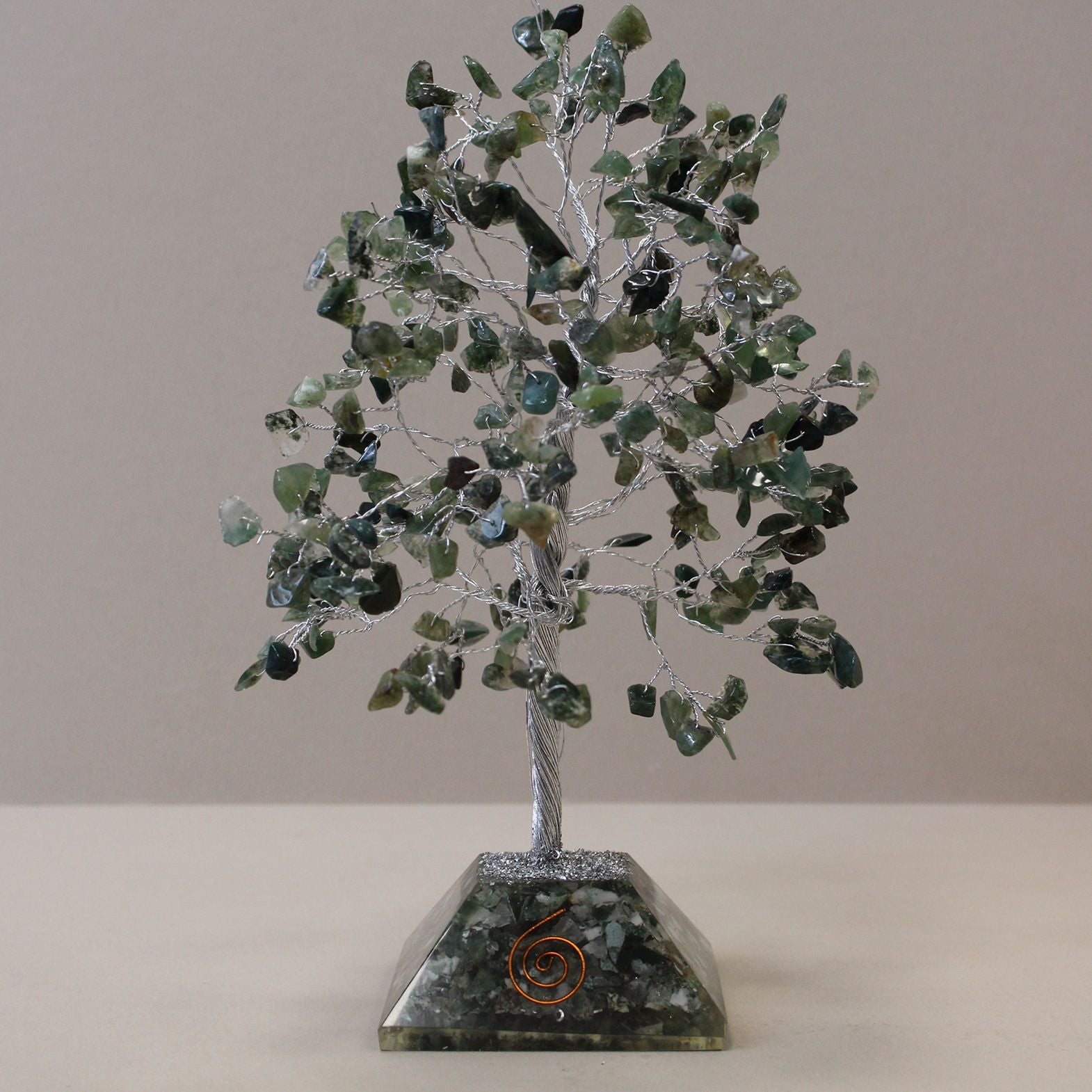 Albero di Gemme con Base in Orgonite - Agata Muschiata 320 Pietre