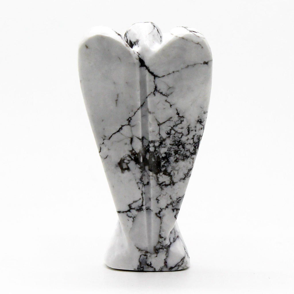Angelo scolpito a mano in Howlite Bianca