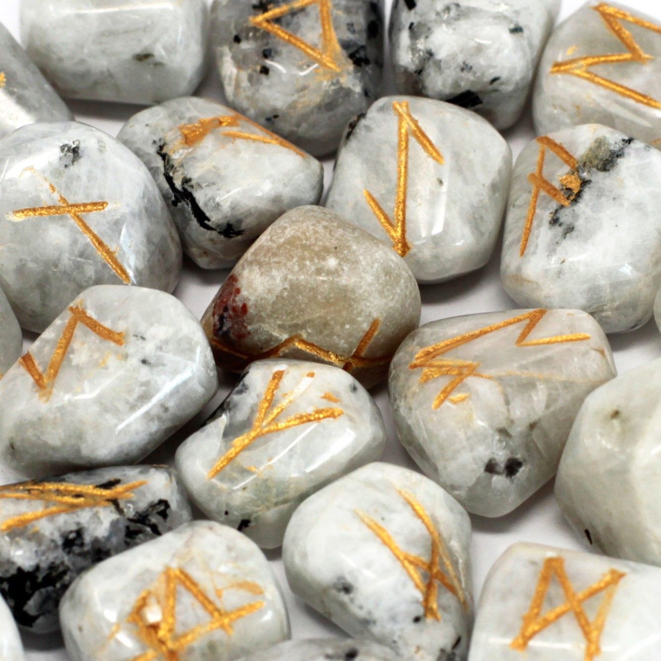 Set Rune in Sacchetto - Pietra di Luna Arcobaleno