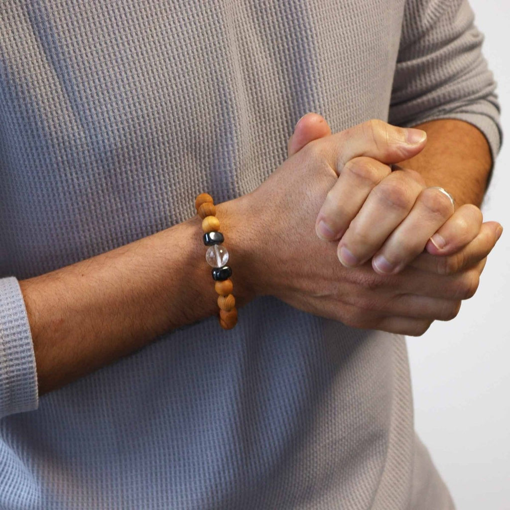 Bracciale Chakra Corona Legno Cedro e Quarzo - Aureth