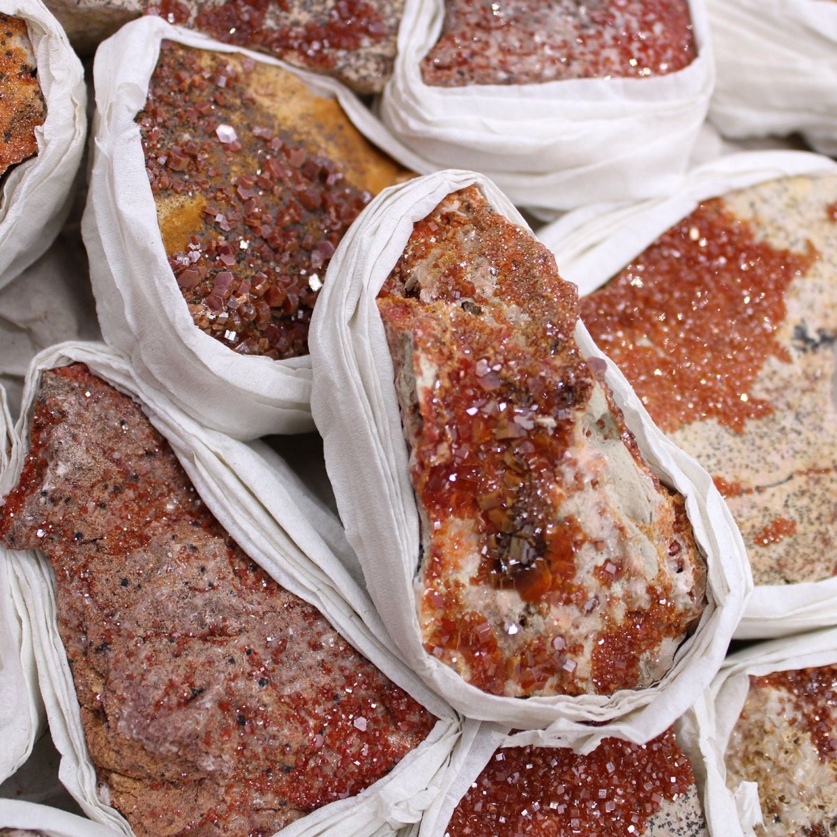 Campioni Minerali Vanadinite (circa 20 pezzi) - Aureth