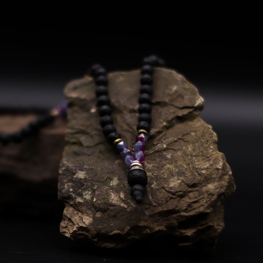 Collana Essenza del Vulcano - Abbraccio Oscuro - Aureth