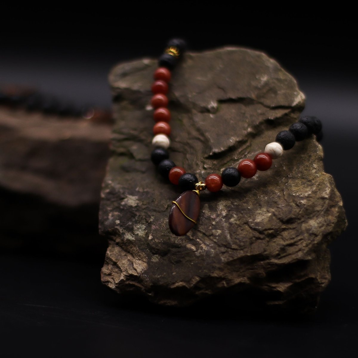 Collana Essenza del Vulcano - Protezione - Aureth