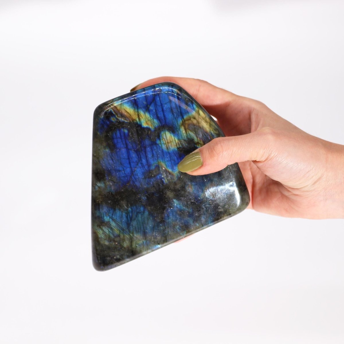 Gioiello Scintillante di Labradorite del Madagascar - Talen