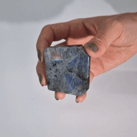 Mistica Pietra Tomba Labradorite Madagascar 1pezzo - Aureth