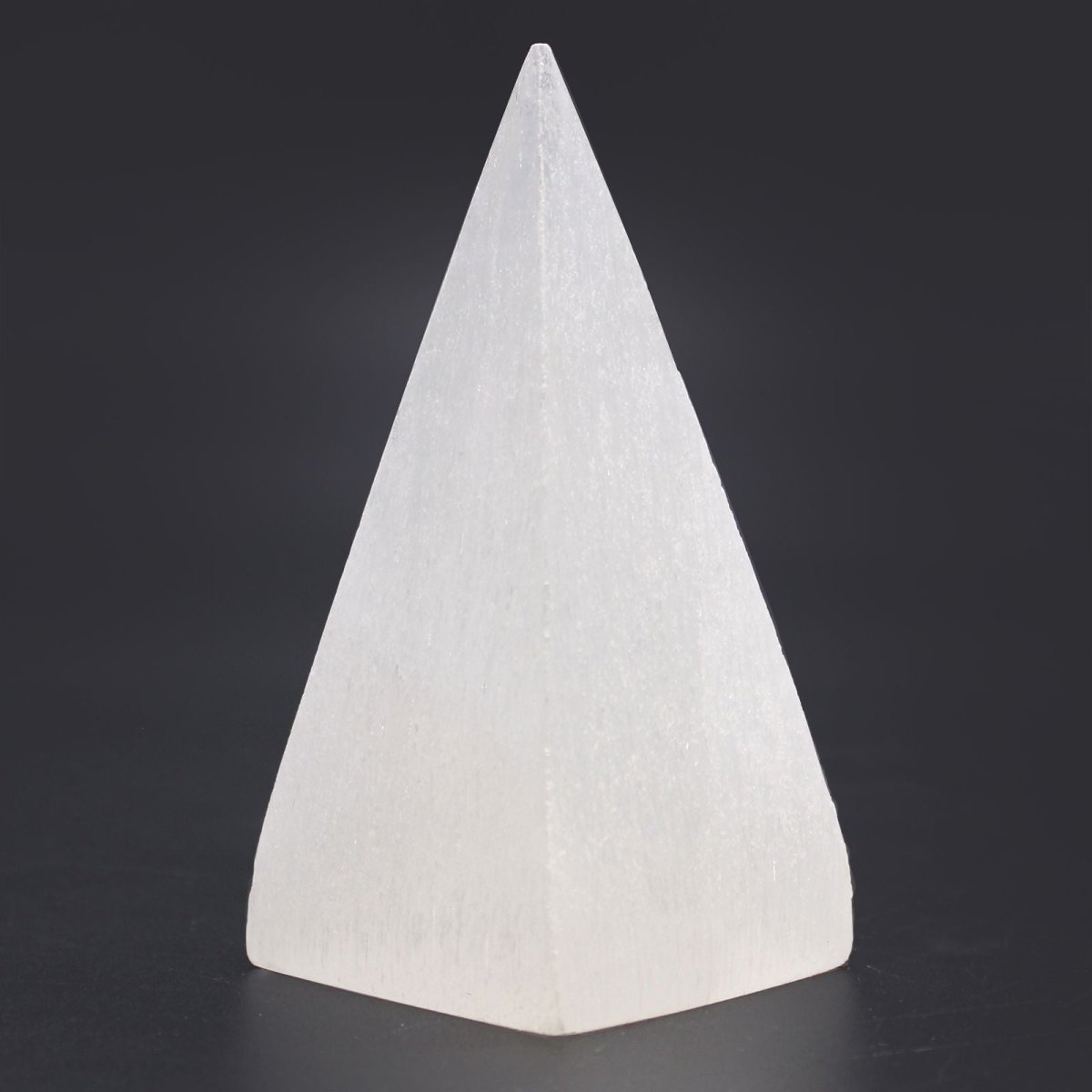Selenite Pyramid - 10 cm - Talen